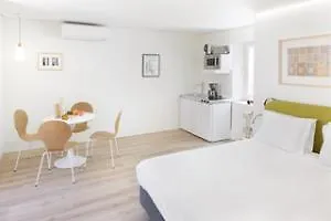 Hotel Lisbon Serviced Apartments - Ascensor Da Bica